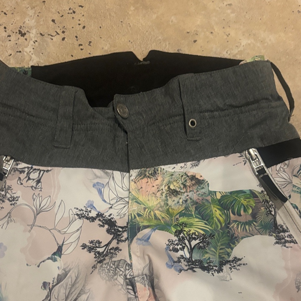 Obermeyer Gray and Green Teen Pants - Picture 3 of 4